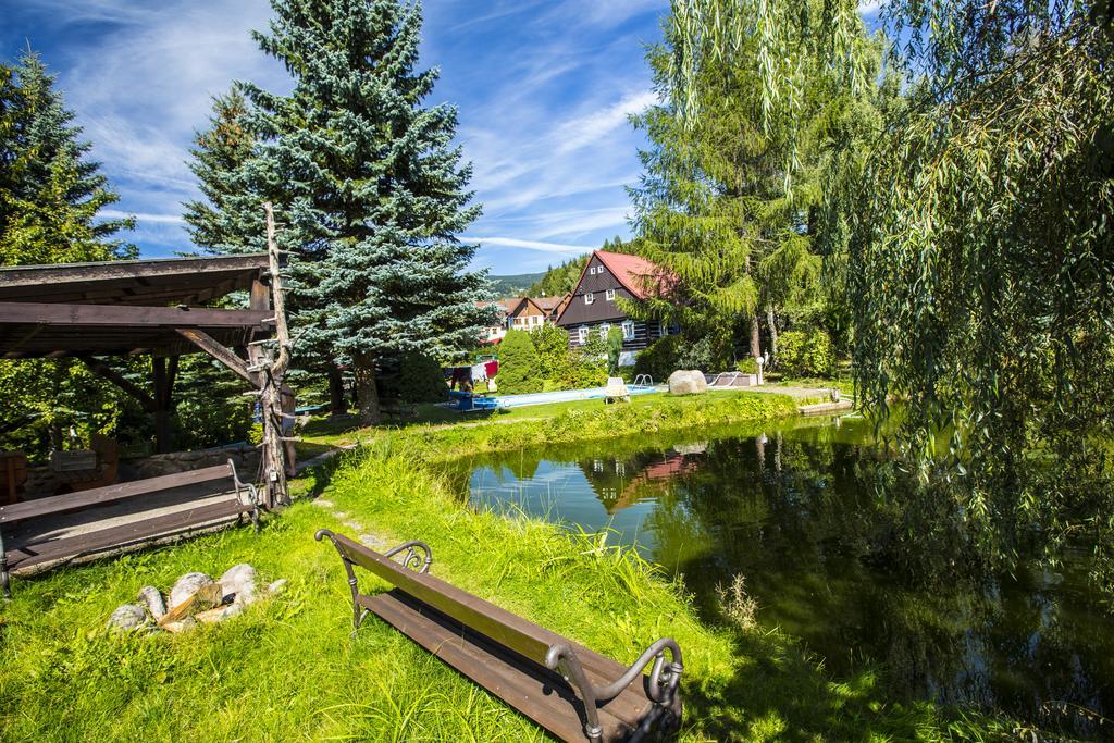 Chata Pod Lipami Hotel Rokytnice nad Jizerou Exterior foto